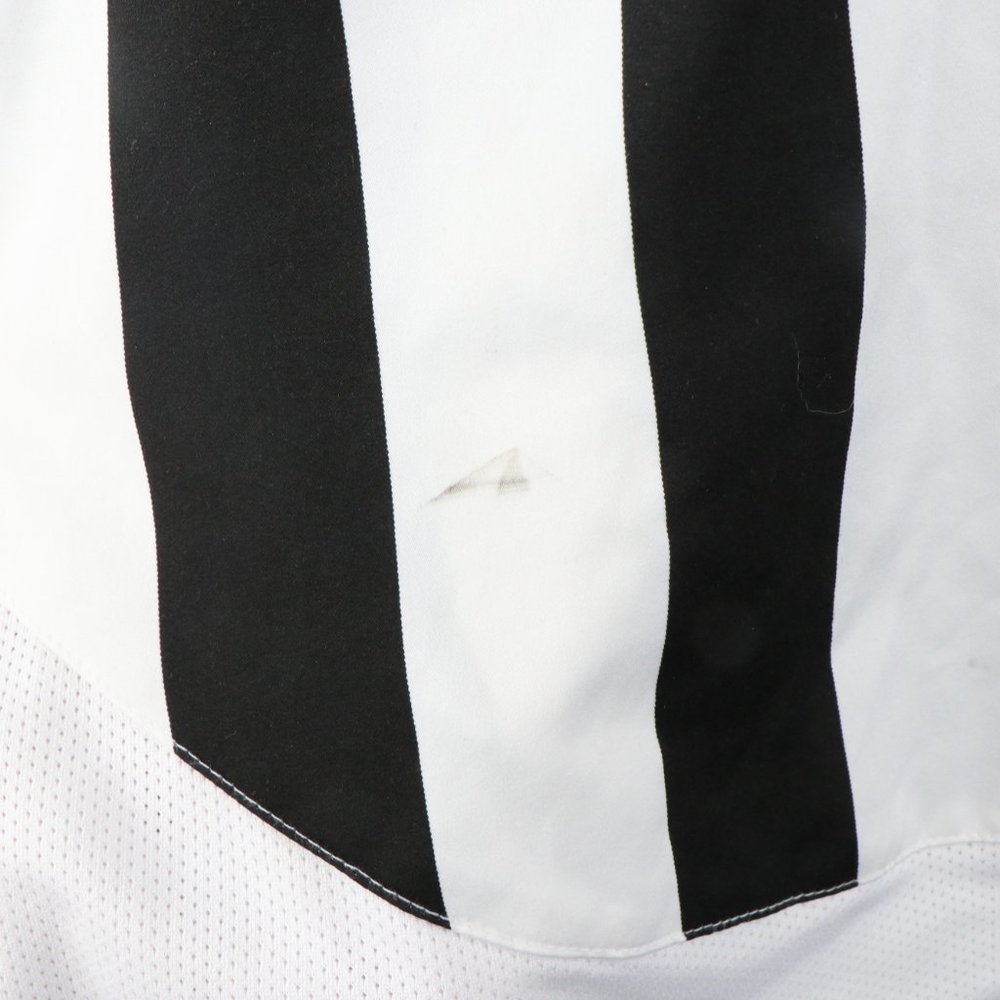 Vintage Nike Juventus FC Striped Soccer Jersey - Picture 4 of 9